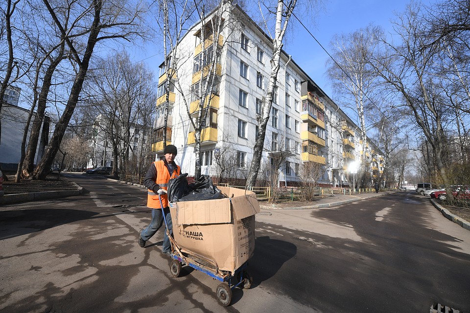 Возможность благоустраивать свои дворы на федеральные деньги получили далеко не все российские регионы.