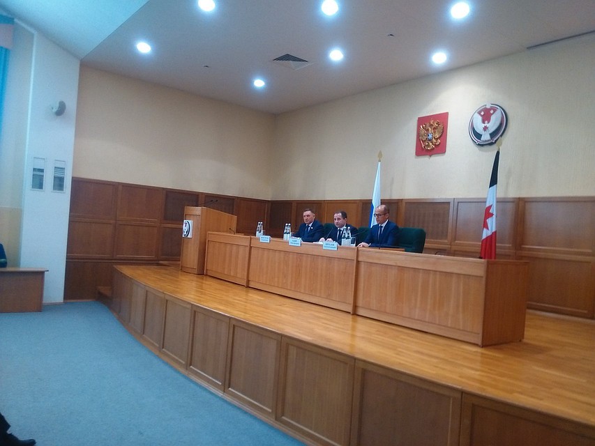 Слева направо: Предеседатель Госсовета Владимир Невоструев, полпред Президента в ПФО Михаил Бабич, врио Главы Удмуртии Александр Бречалов. Фото: Евгений Зайнуллин