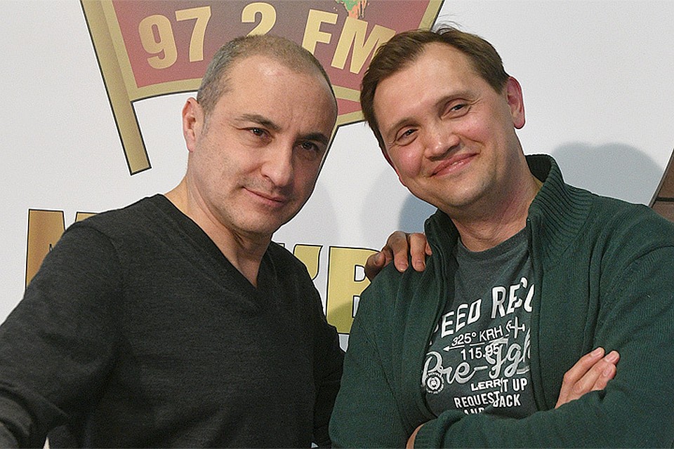 Шоумен, основатель и продюсер арт-группы `Хор Турецкого` Михаил Турецкий и врач-невролог, член-корреспондент Американской академии неврологии Виктор Косс на радио "Комсомольская правда".