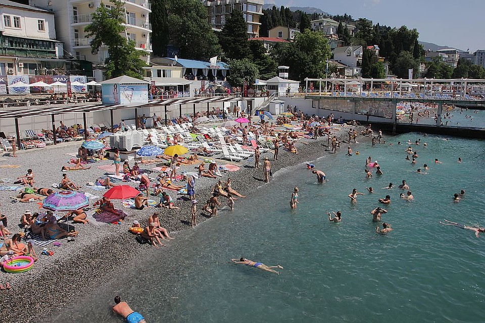 В этом сезоне крымские отели подняли цены на летний отдых примерно на 15%.