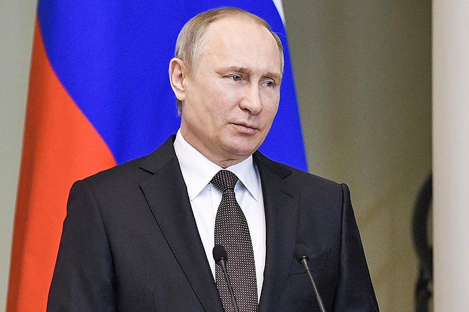 Санкт-Петербург. 24 апреля 2017. Президент России Владимир Путин в Таврическом дворце на встрече с членами Совета законодателей РФ при Федеральном Собрании РФ. ФОТО Алексей Никольский/пресс-служба президента РФ/ТАСС