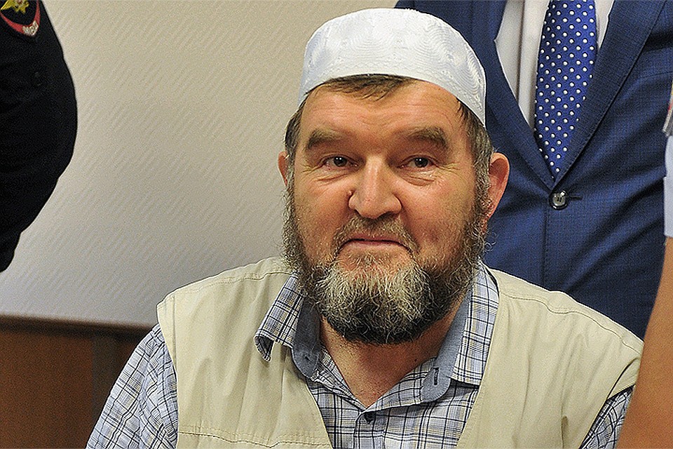 Имам московской мечети "Ярдям" Махмуд Велитов.