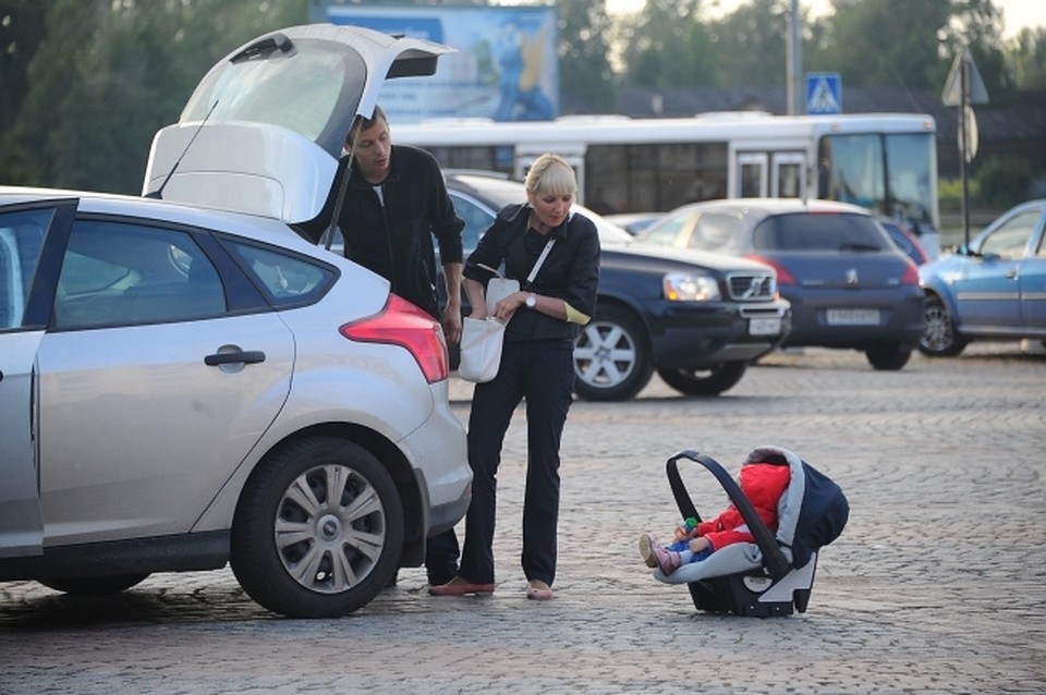 Детское удерживающее кресло