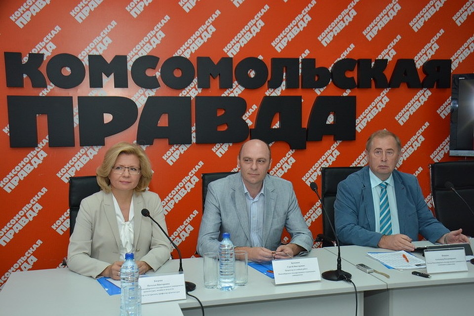 В пресс-центре «Комсомольской правды» - Новосибирск» прошел круглый стол, посвященный абитуриентам 2017 года.