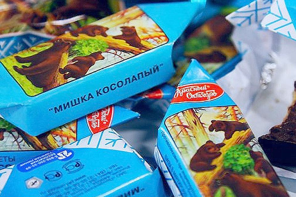 Продажа в Латвии российских конфет «Мишка косолапый» будет запрещена.