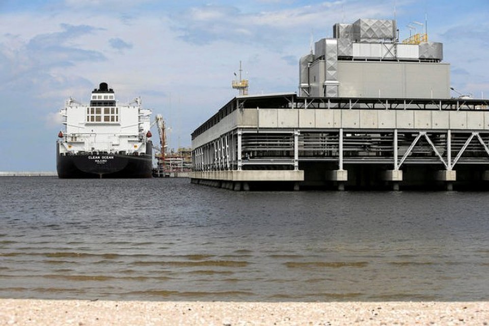 Танкер Clean Ocean доставил в морской порт Клайпеды первые 140 тысяч кубометров СПГ из США