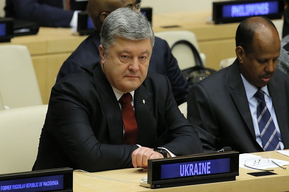 Президент Украины Петр Порошенко предложил разместить миссию ООН на украинско-российской границе