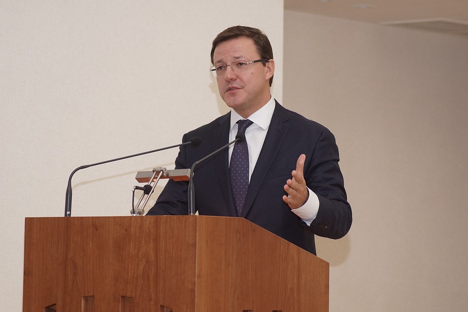 Дмитрий Азаров уже встпил в новую должность