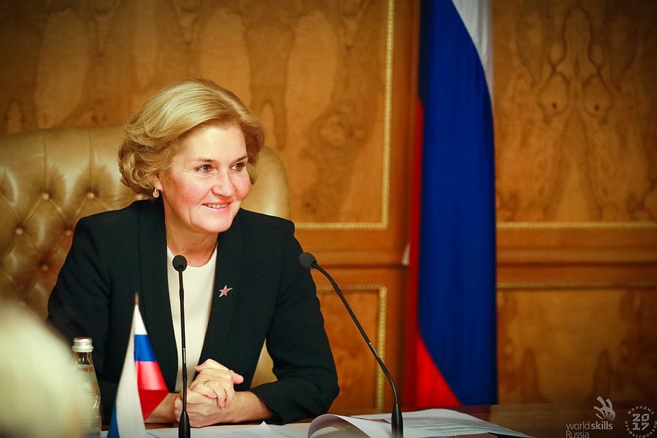 Заместитель председателя правительства РФ Ольга Голодец встретилась с представителя СМИ во время пресс-завтрака. Фото: пресс-служба WorldSkills.