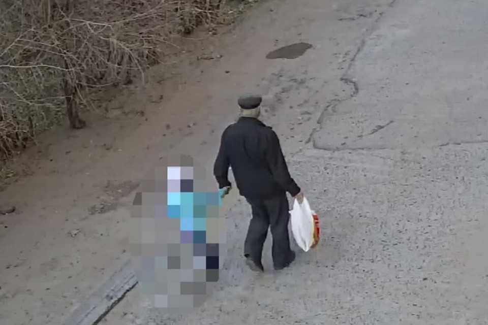 Педофила, надругавшегося над 8-летней девочкой, разыскивают в Бурятии