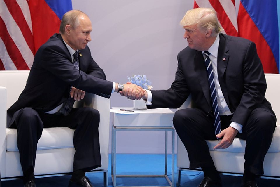 Президент России Владимир Путин и президент США Дональд Трамп