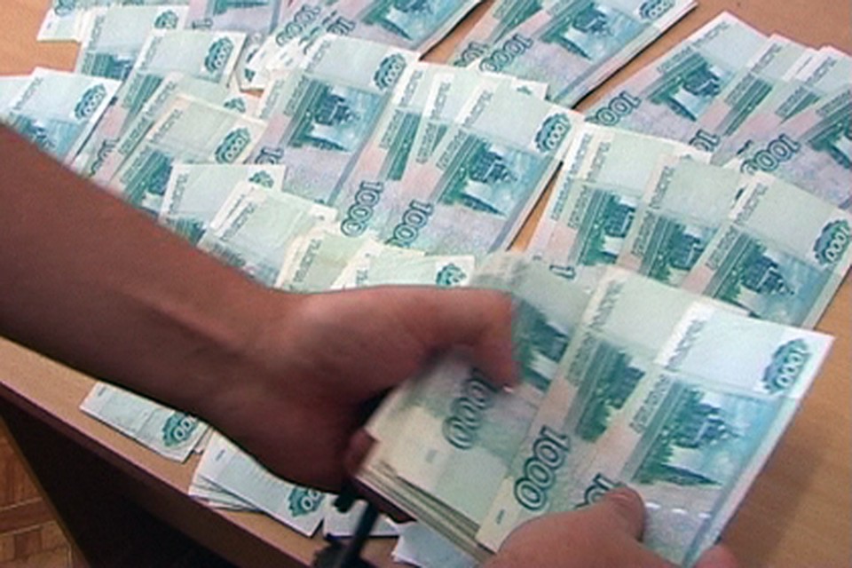 Подозреваемому в мошенничестве на 12 млн рублей грозит до десяти лет лишения свободы