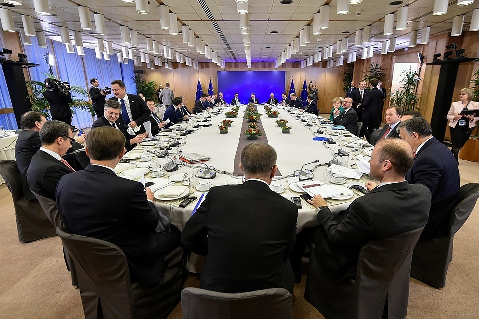 ЕС продлил санкции против России