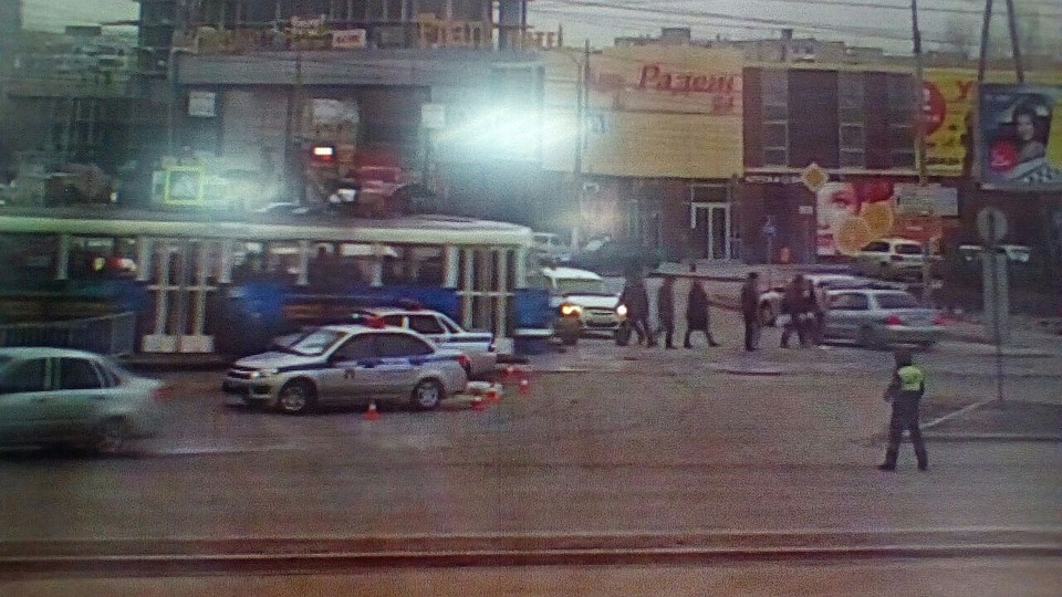 В Нехаевском районе шофёр «шестерки» насмерть сбил 2-х пешеходов В Нехаевском районе шофёр «шестерки» насмерть сбил 2-х пешеходов