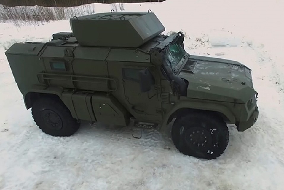 Опытный защищенный автомобиль «Тайфун-ВДВ». Фото: Минобороны РФ.