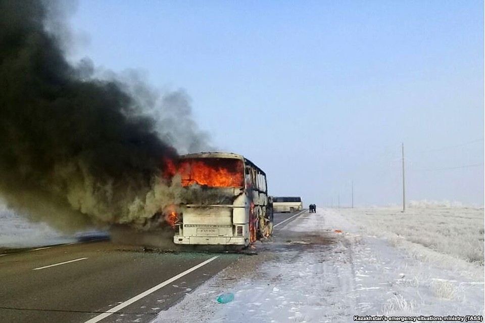 Трагедия в Казахстане: в автобусе заживо сгорели 52 человека. Фото: rferl.org