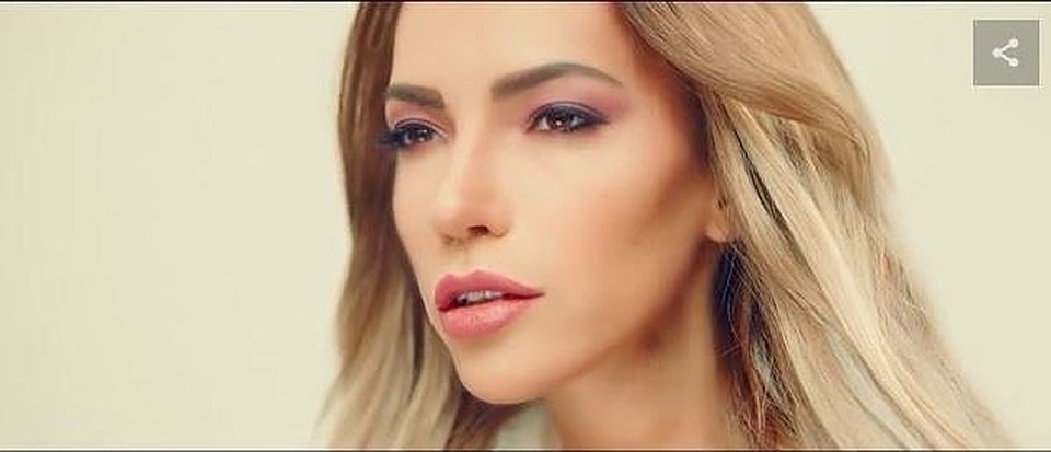 Кадр из клипа