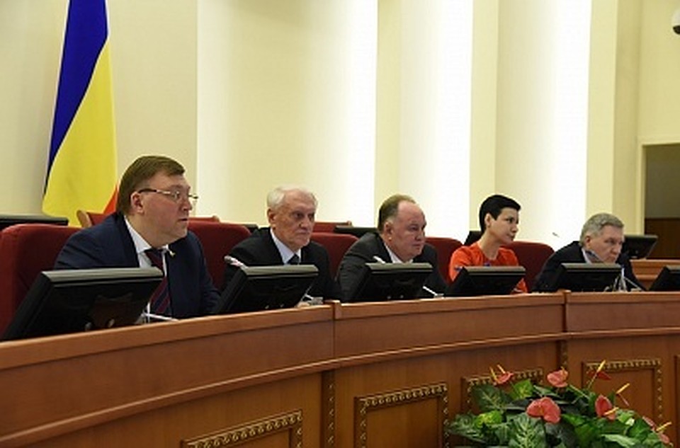 В Ростове-на-Дону прошло внеочередное заседание донского парламента. Фото: ЗСРО