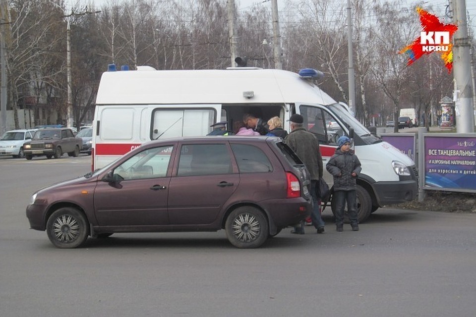 Женщина получила травму.