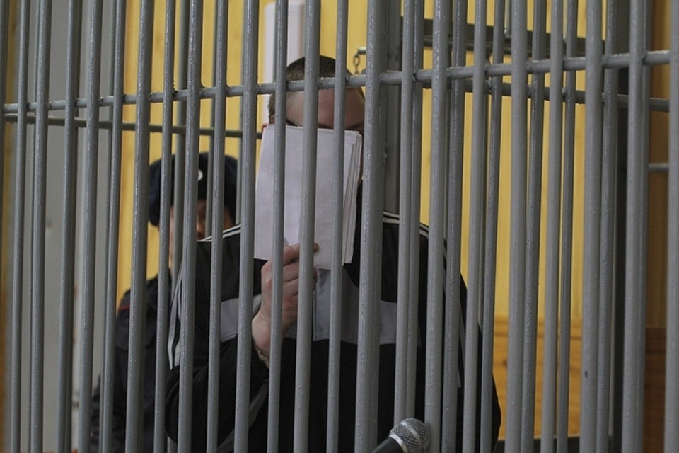 Усольчанин пытал раскаленной кочергой пятерых приемных детей