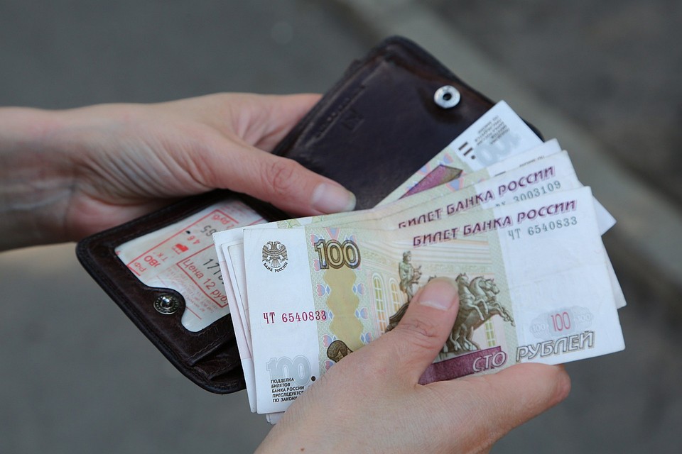 Сотруднице "Почты России" не хватало на жизнь и она решила присвоить миллионы