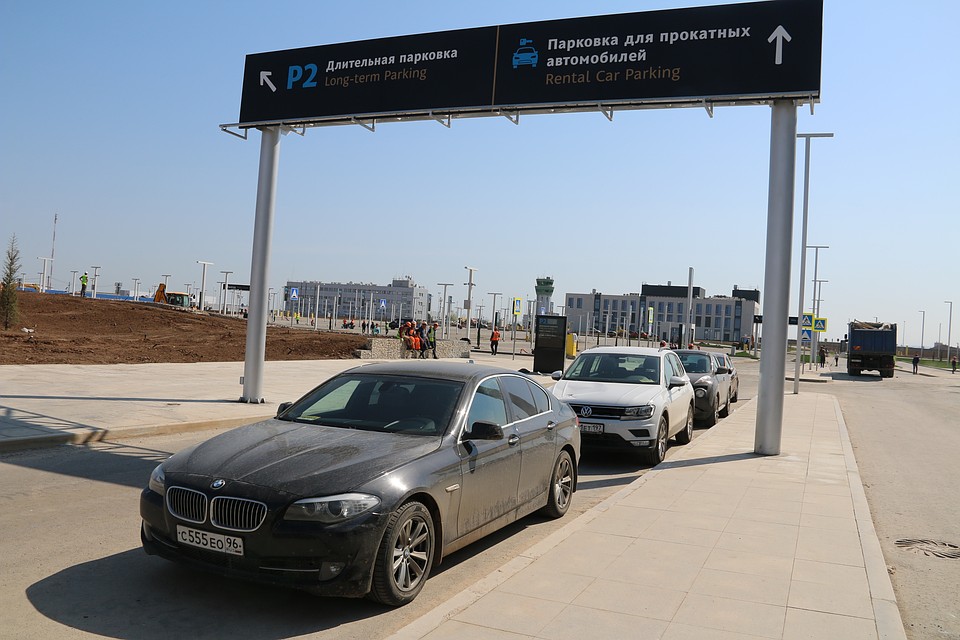 Новая парковка рассчитана на 1500 машино-мест.