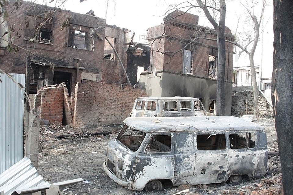 Причиной возгорания предварительно назван поджог. Фото: Антон Строкин.