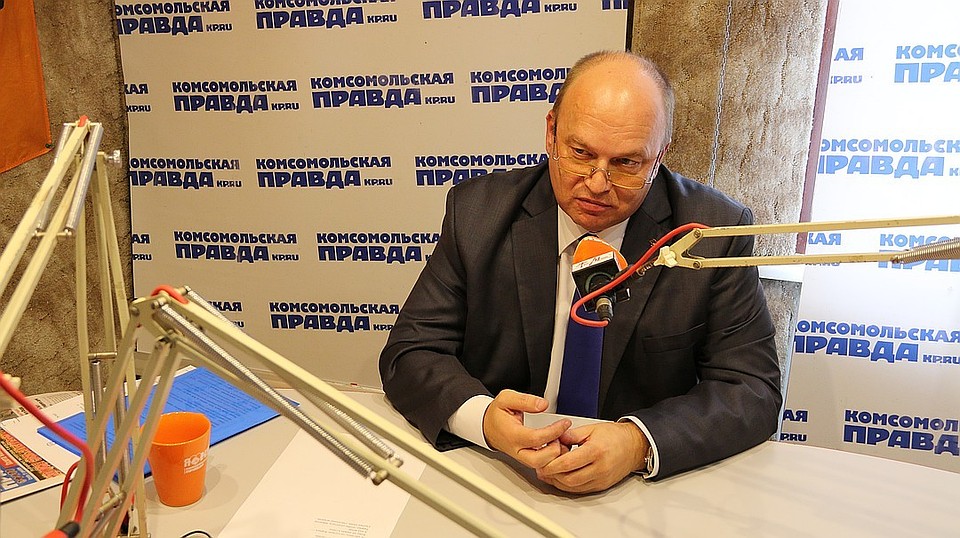 Геннадий Бахарев