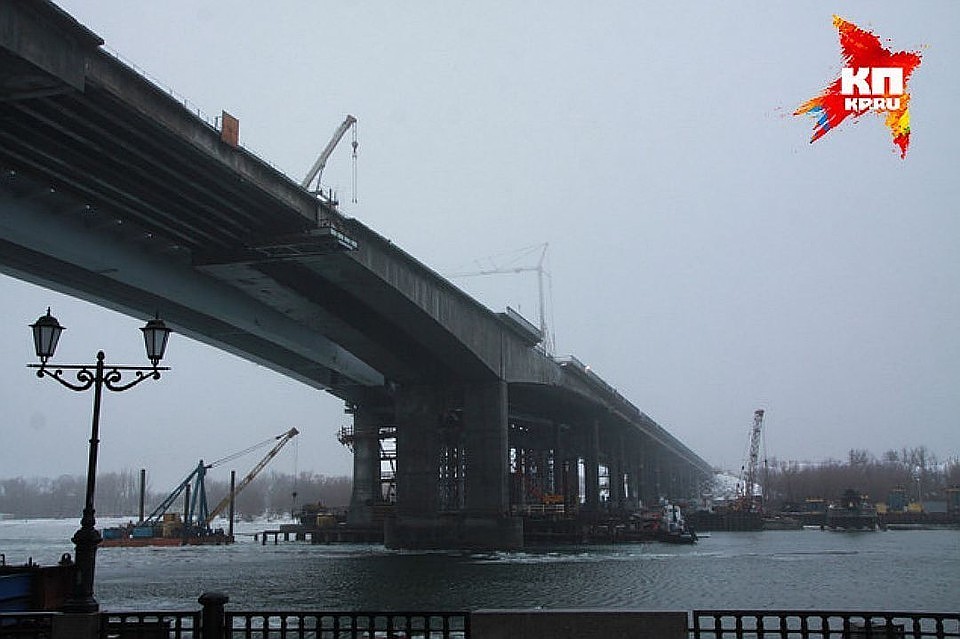 В Интернете появилась информация о перекрытии Ворошиловского моста.