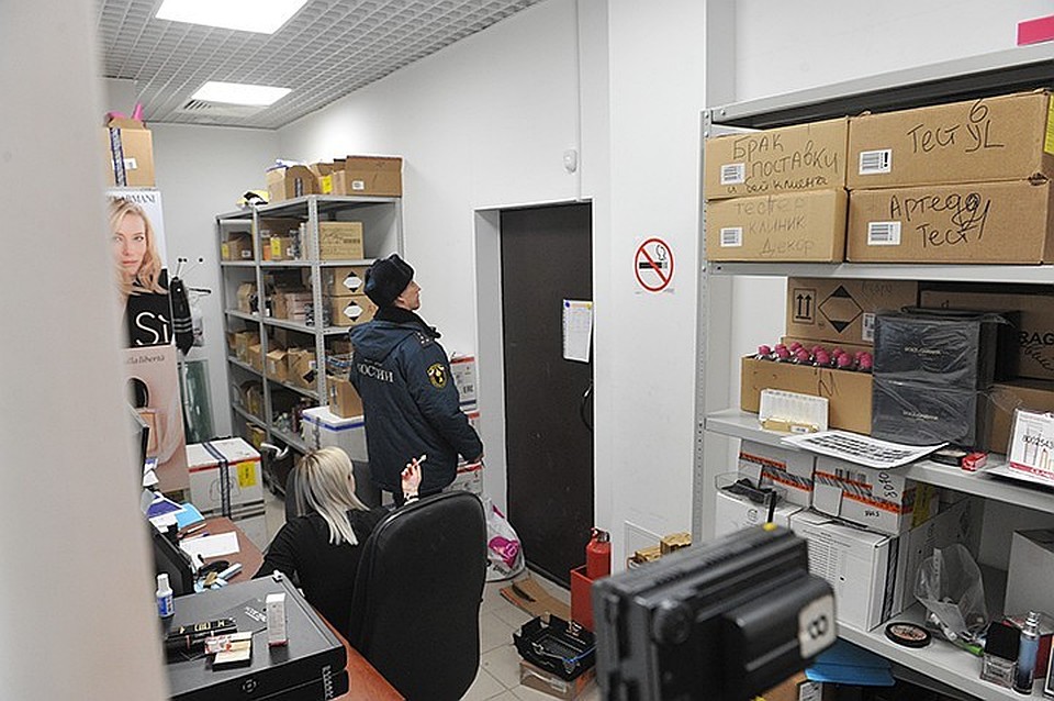 В Хабаровске возобновили работу два торговых центра по постановлению суда