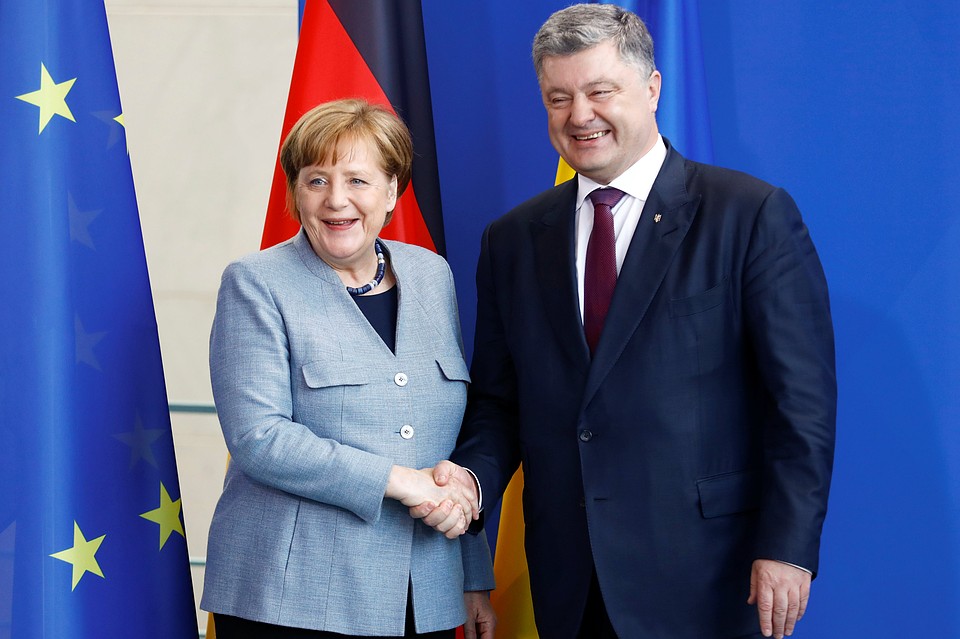Президент Украины Петр Порошенко и канцлер Германии Ангела Меркель