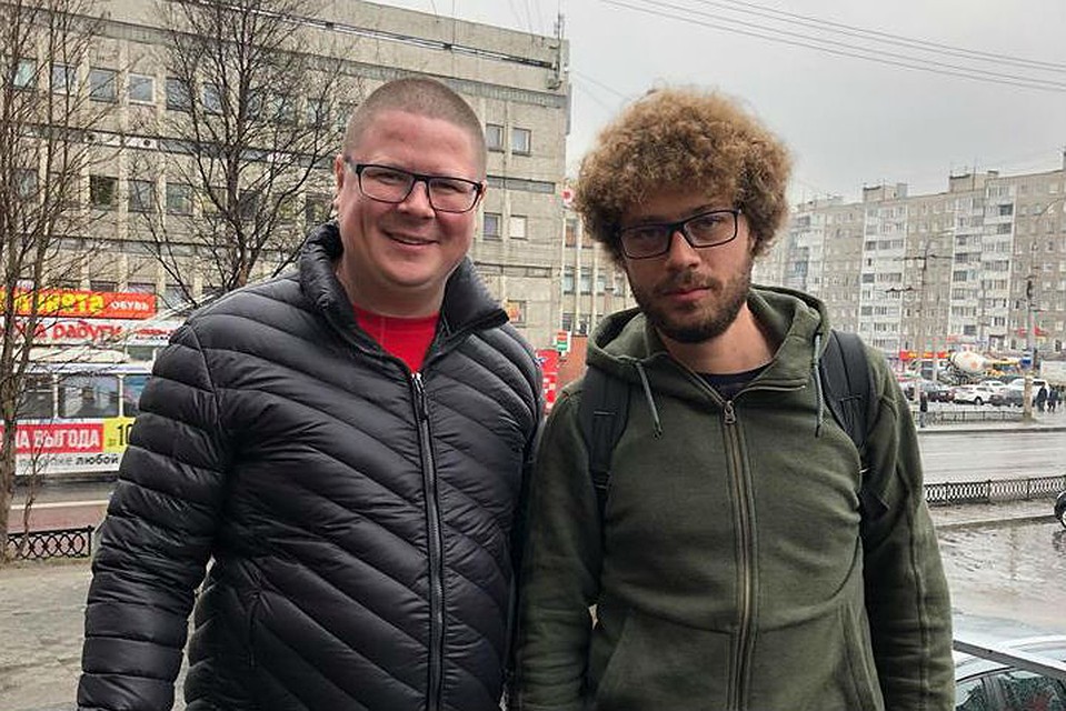 Замгубернатора Анатолий Векшин смог встретиться с Ильей Варламовым на улицах Мурманска. Фото: личная страница Анатолия Векшина в Facebook