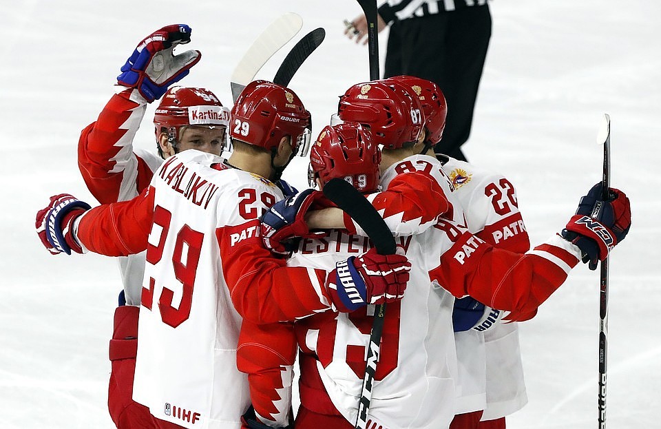 Сборная России вышла в 1/4 финала ЧМ по хоккею