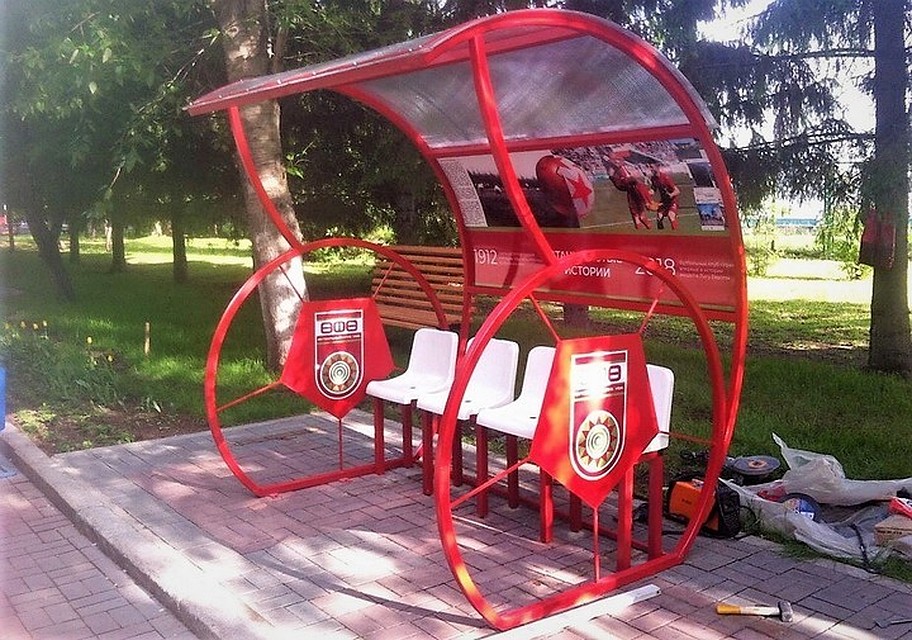 В уфимском парке Якутова установили «футбольную» скамейку