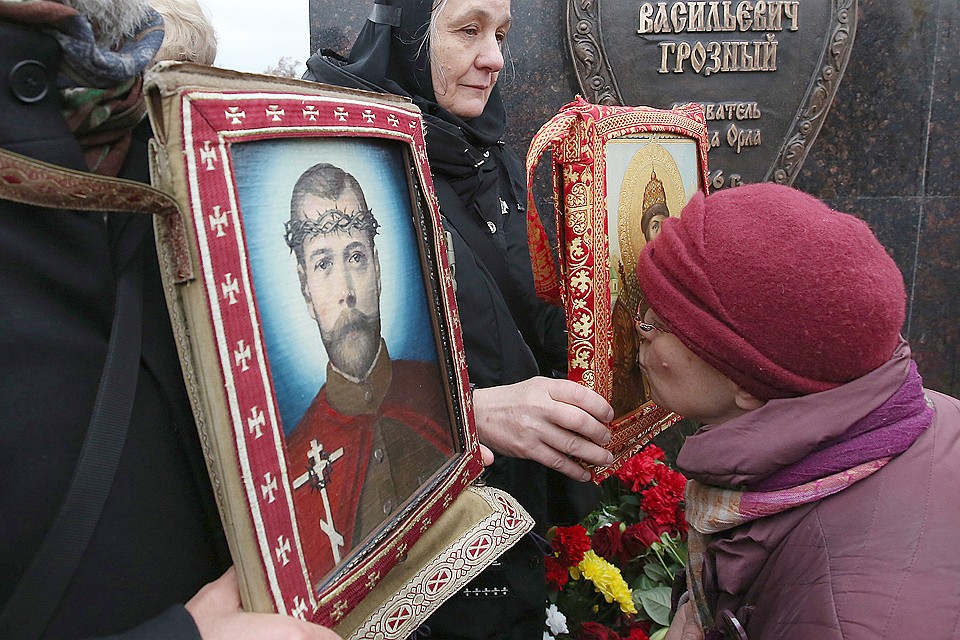 Николай II обогнал по популярности не только Ленина, но и лидера опросов последних лет Сталина. ФОТО Александр Рюмин/ТАСС