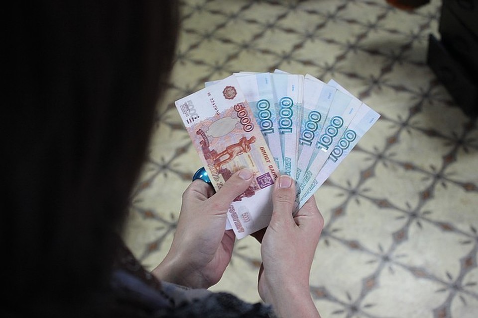 Смоляне интересуются услугами «серого» финансового рынка.