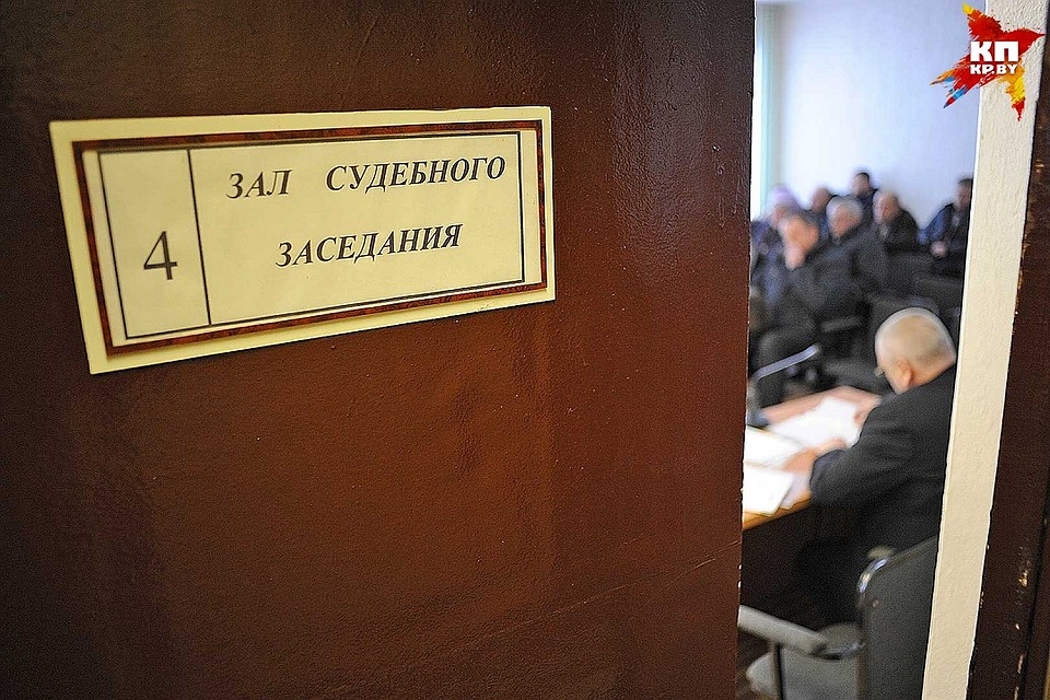 Врача, совершившего смертельный прокол вены, признали в суде невиновным.