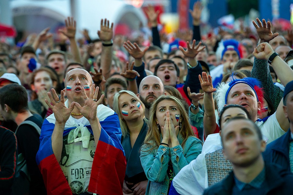 Несмотря на поражение, фанаты благодарны сборной