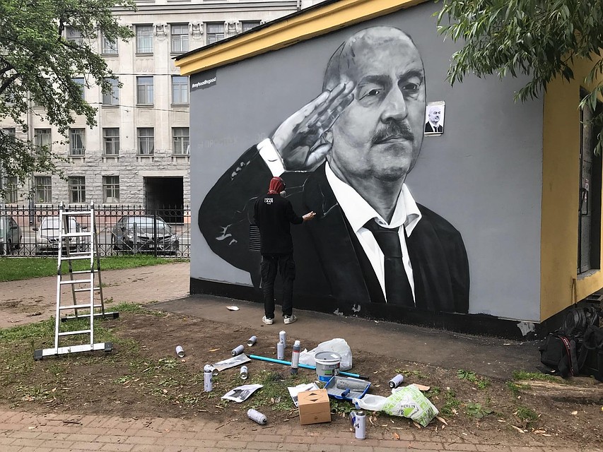 Художники надеются, что в таком варианте портрет Станислава Саламовича никого не обидит