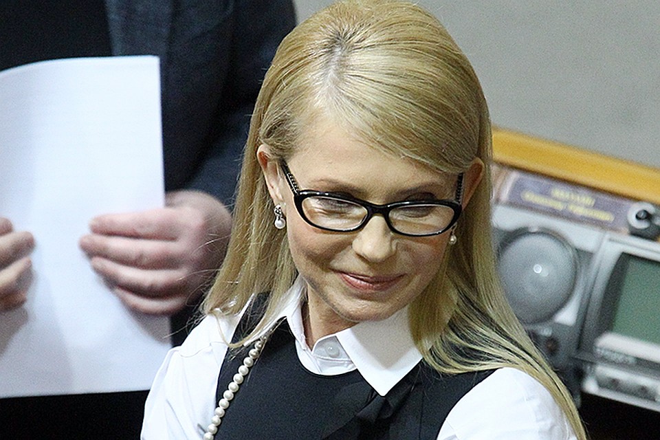 Тимошенко рвется в президенты. Ей постоянно надо выступать с прорывными инициативами