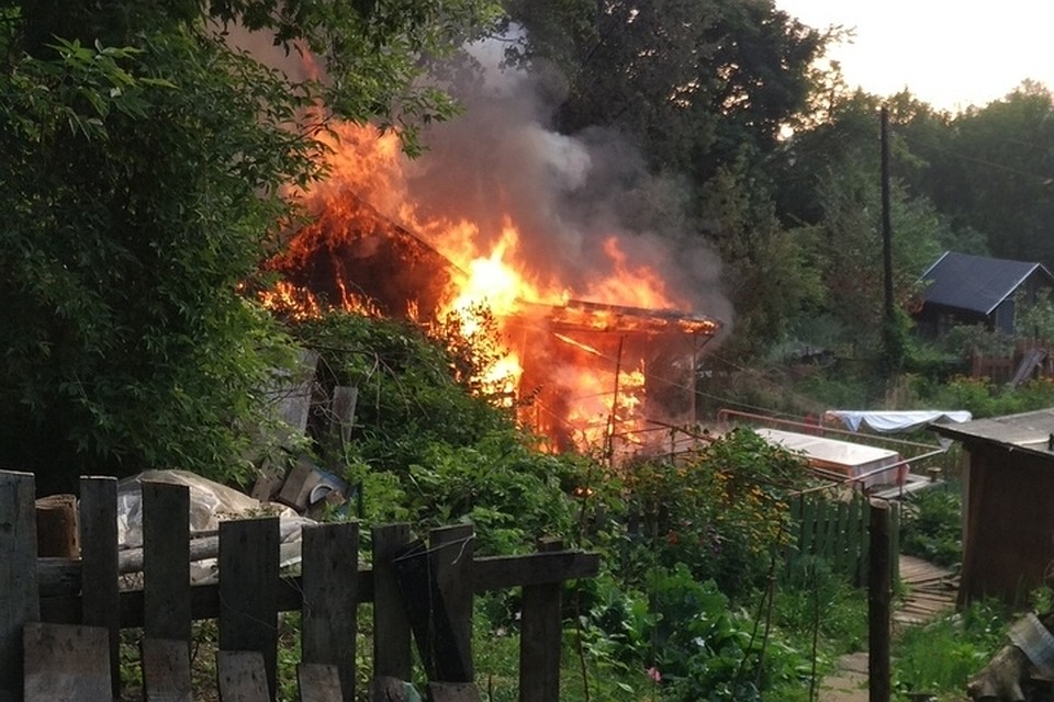 Во время пожара дом был полностью уничтожен