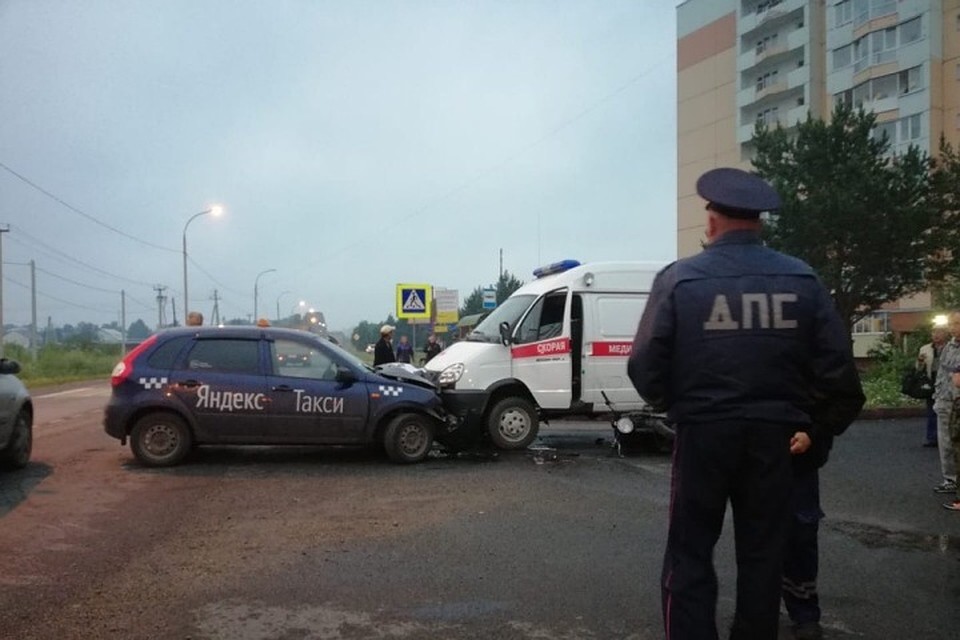 Фото: "Zello.АвтоКанал: Анжеро-Судженск (дороги)" / "ВКонтакте"