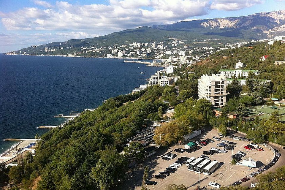 О квартире или домике у моря мечтает каждый.