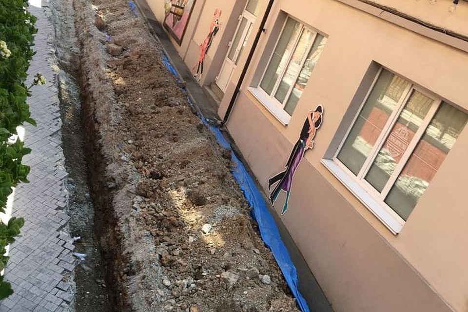 Старый дворик сейчас представляет печальное зрелище. Фото: "Комсомольская правда"