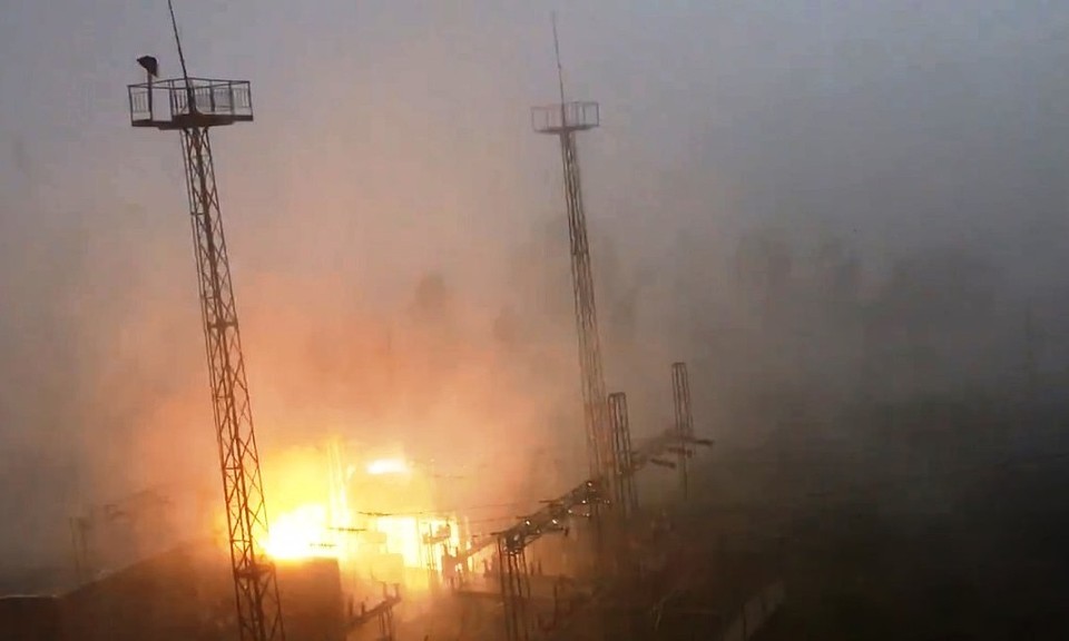 Пожар на подстанции. Кадр с видео