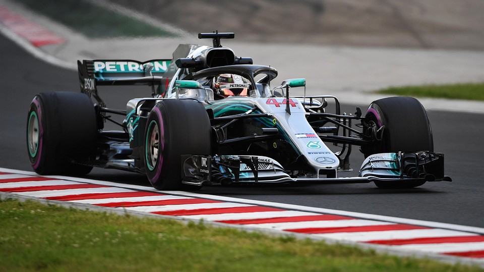 Победитель Гран-при Венгрии - Льюис Хэмилтон на Мерседесе. Фото: Formula1.com