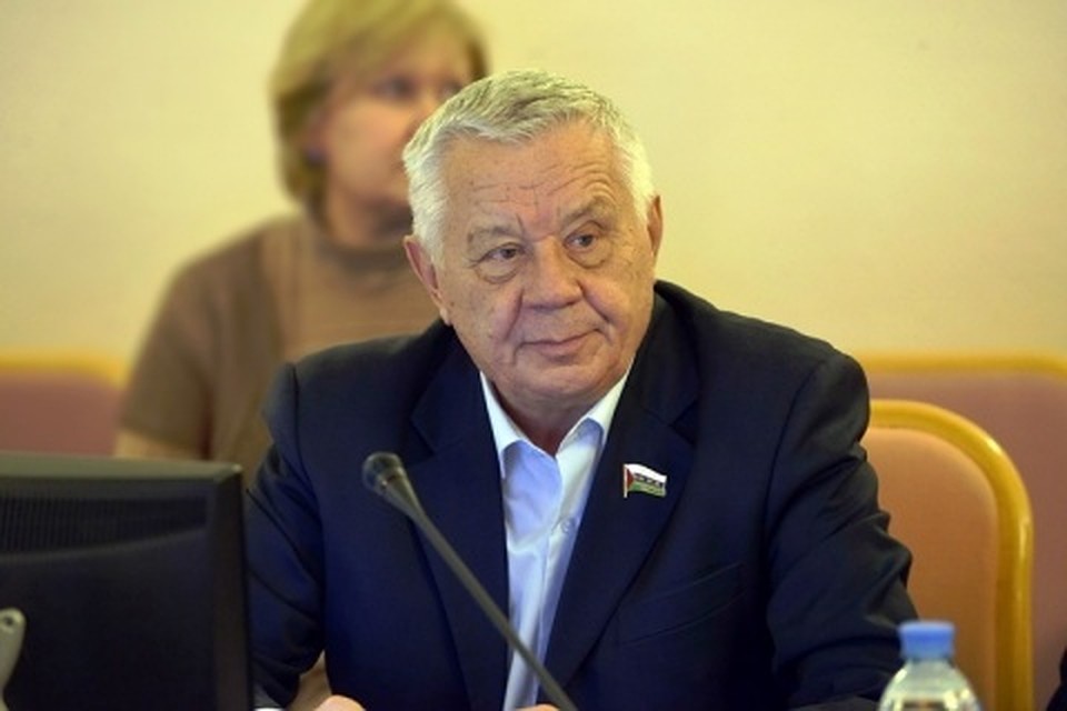 Совершенствование пенсионной системы приведет к увеличению пенсии, отметил депутат. Фото пресс-службы Тюменской областной думы