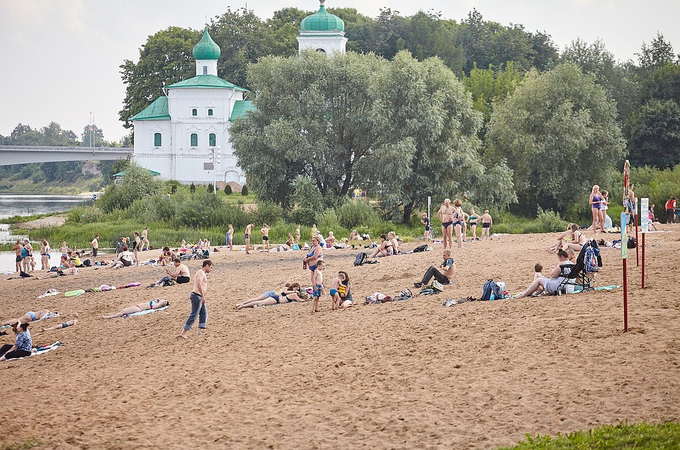 В перечень попали только два городских пляжа - в Пскове и Великих Луках.