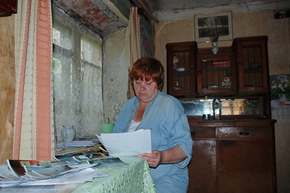 Марина Дорогова 6 лет добивалась признания дома аварийным