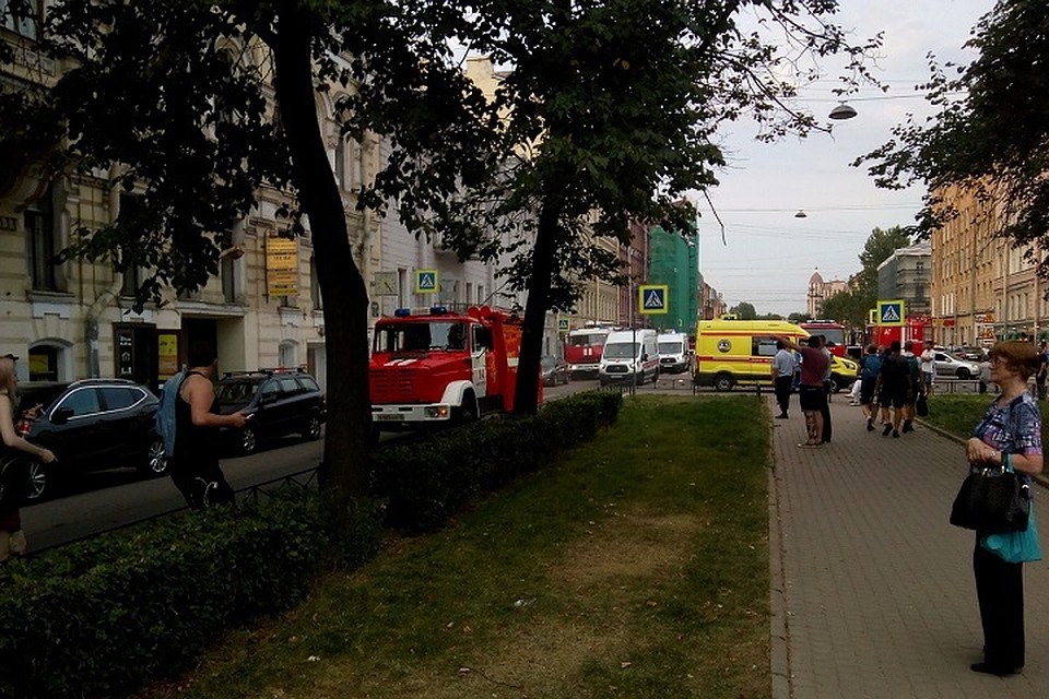 На Клинском проспекте произошел взрыв.